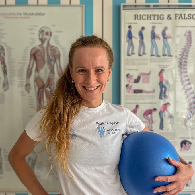 Mgr. Zuzana Stredáková